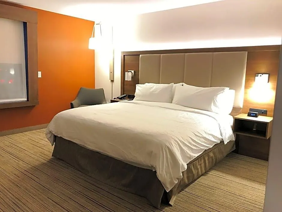 Holiday Inn Express & Suites - Phoenix - Airport North By Ihg Hotel