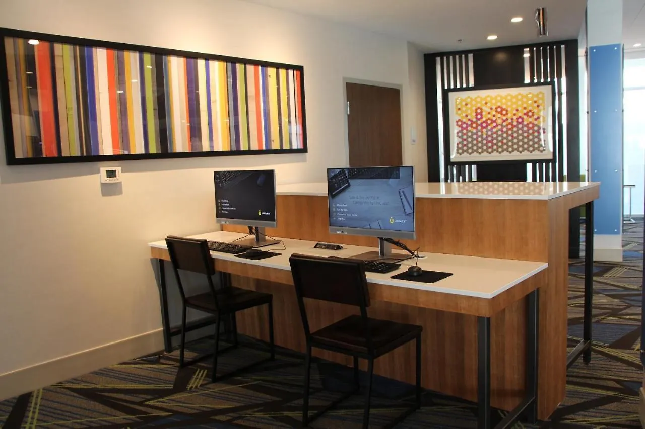 Hotel Holiday Inn Express & Suites - Phoenix - Airport North By Ihg