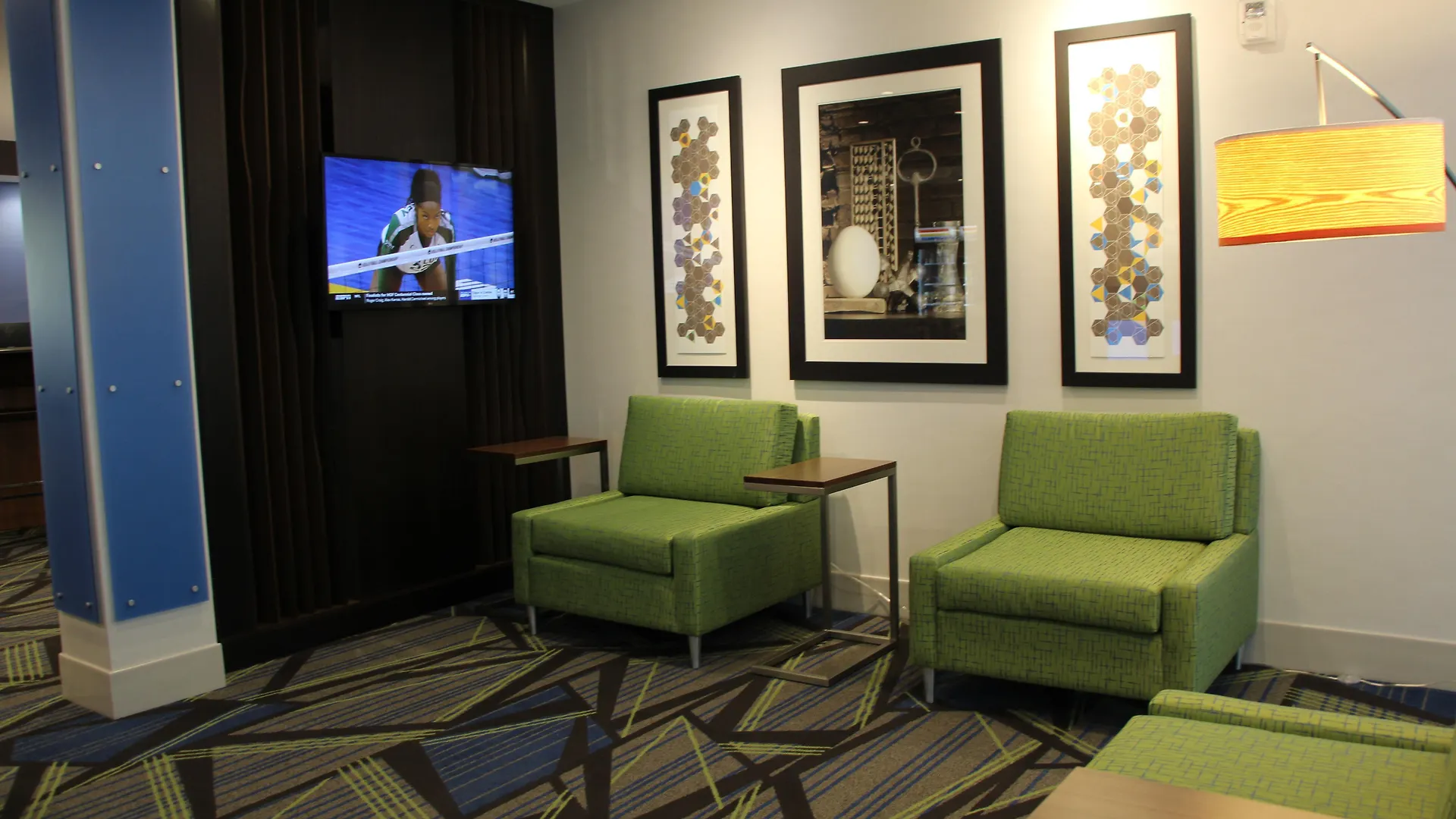 Holiday Inn Express & Suites - Phoenix - Airport North By Ihg